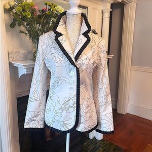 VINTAGE QUADRILLE NEW YORK Custom Ivory & Black Ruffle Evening Jacket Size 12